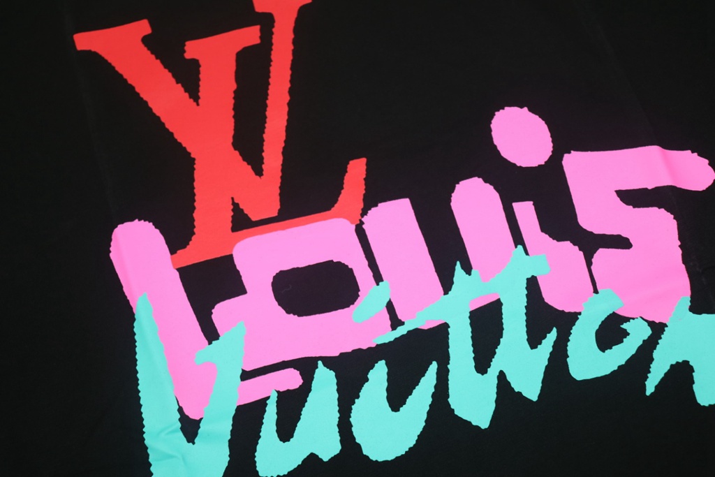 LV T-shirt